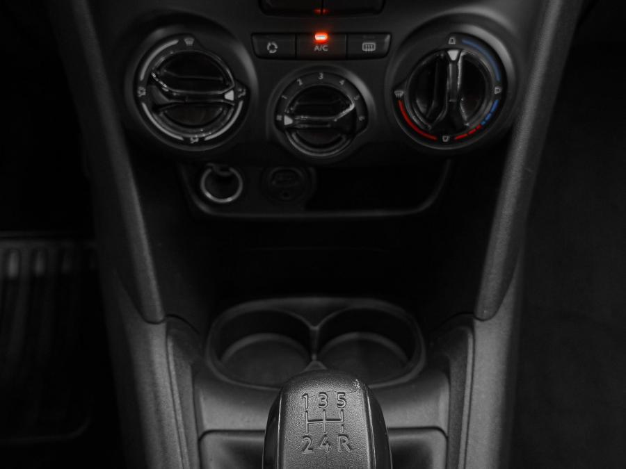 peugeot-208-2016-diesel-1560cc