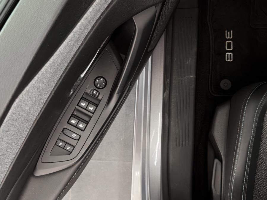 peugeot-308-sw-2024-gasolina-1199cc