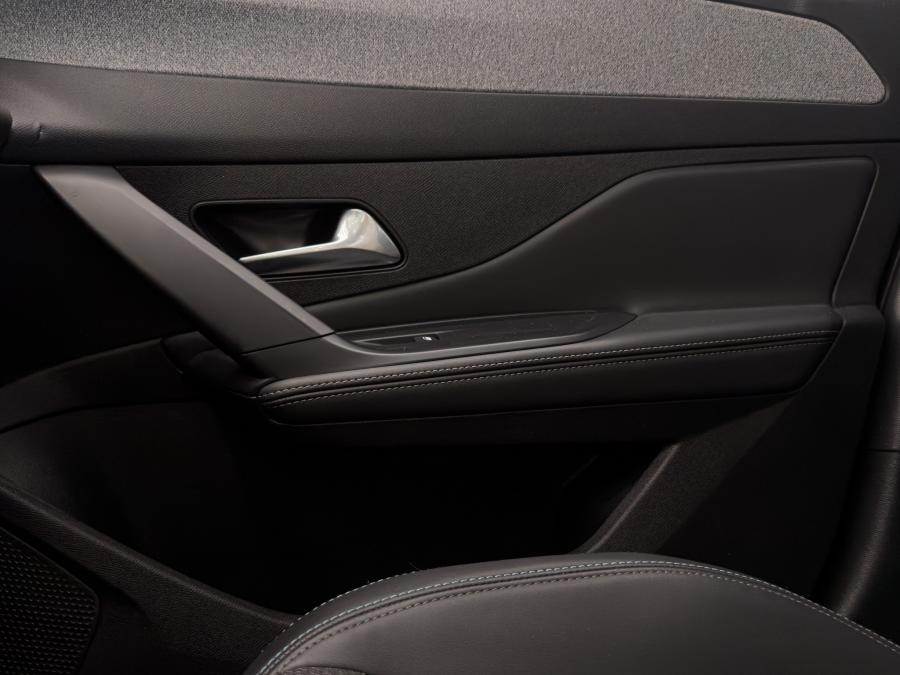 peugeot-308-sw-2024-gasolina-1199cc
