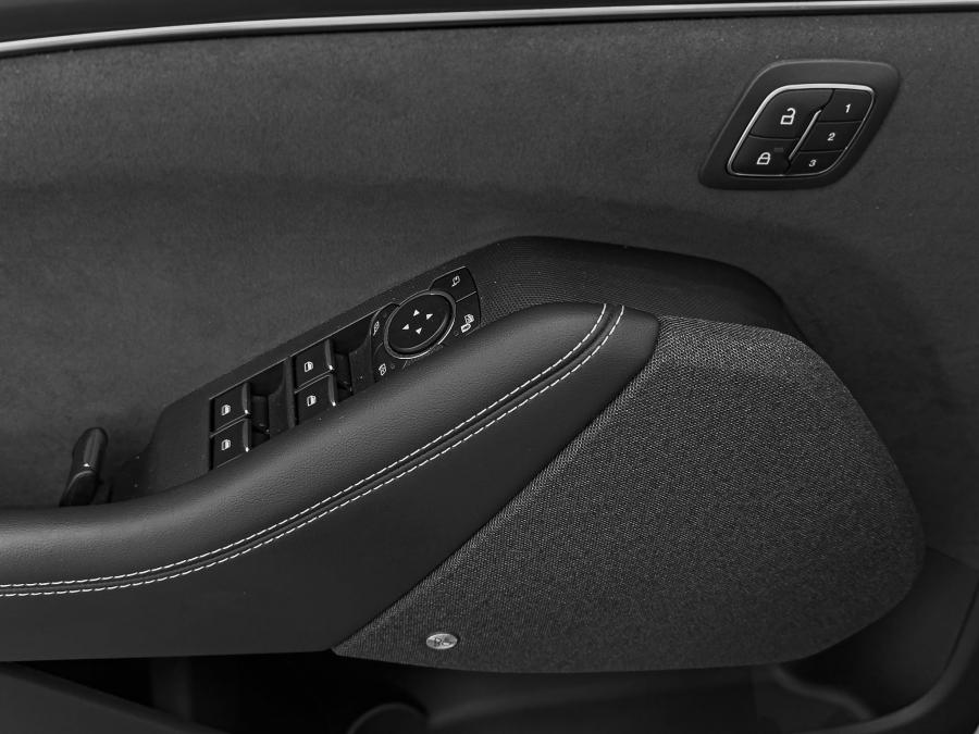ford-mustang-mach-e-2023-eletrico-0cc