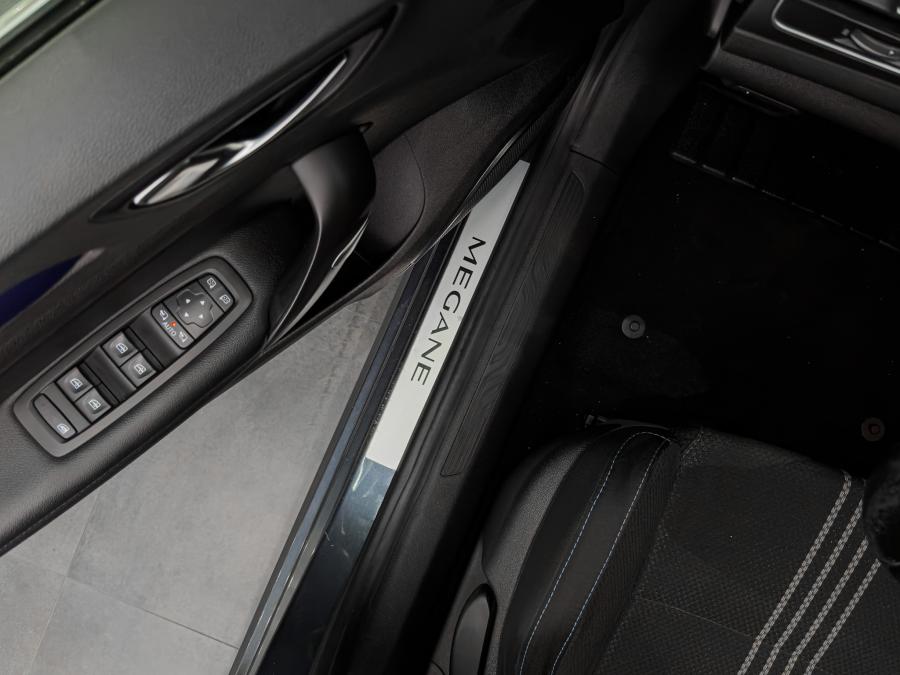 renault-megane-sport-tourer-2016-diesel-1461cc