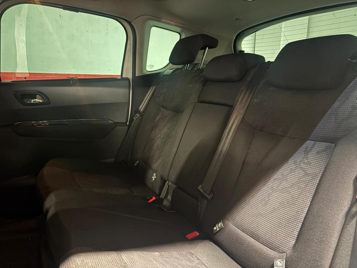 peugeot-3008-2012-diesel-1560cc