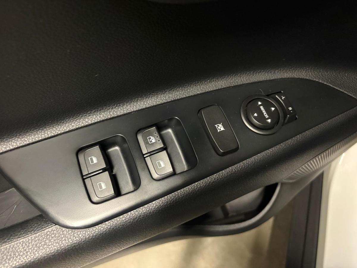 kia-stonic-2021-gasolina-1197cc