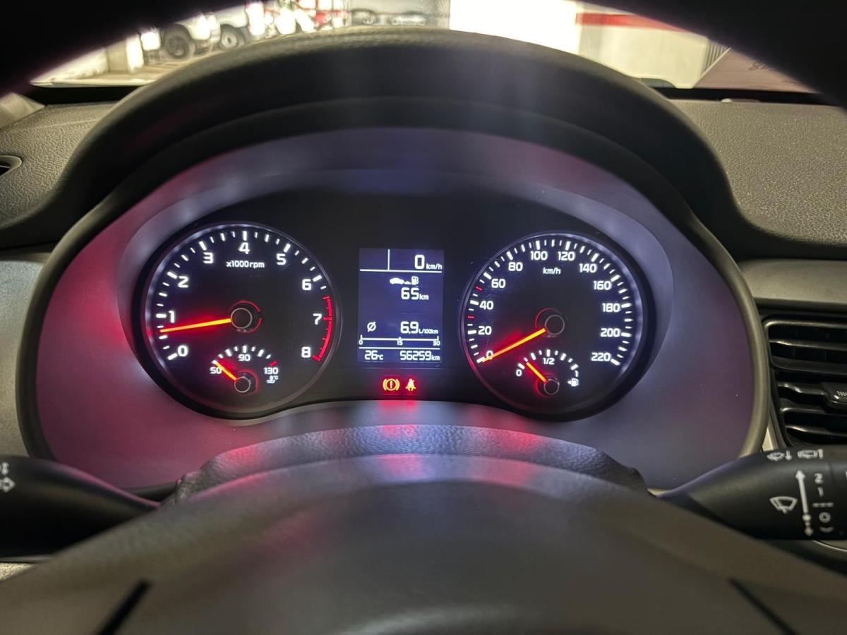 kia-stonic-2021-gasolina-1197cc
