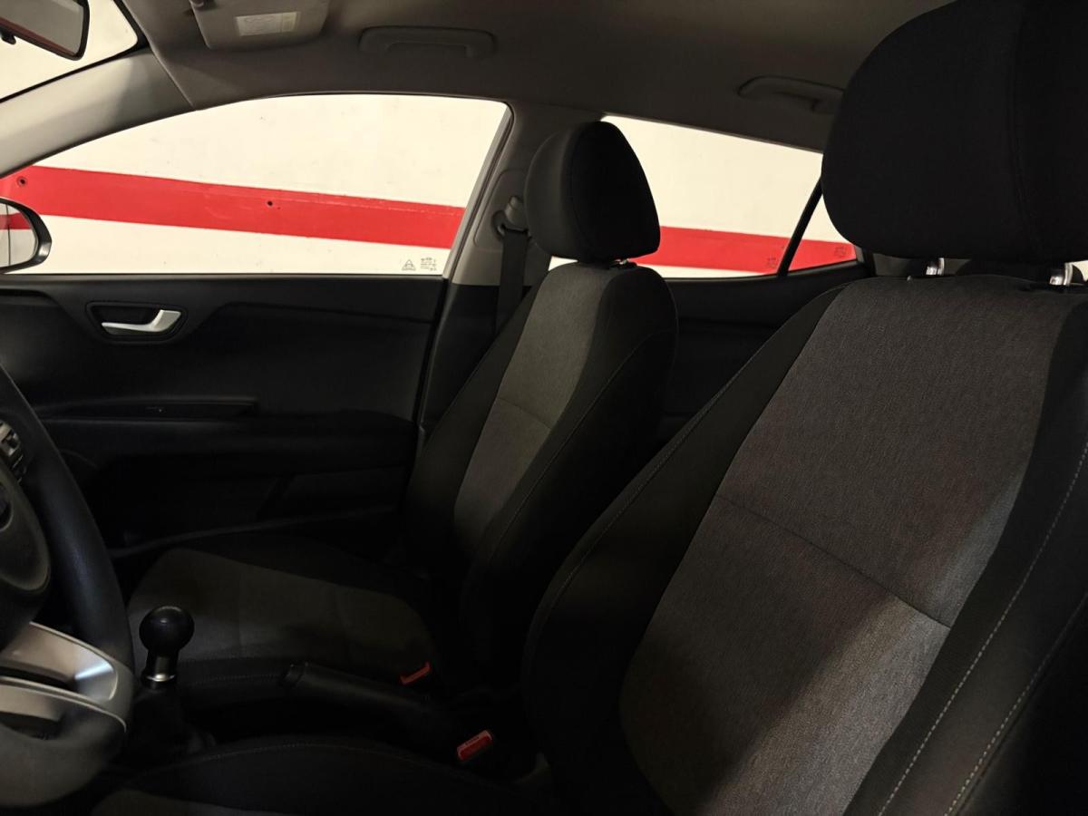 kia-stonic-2021-gasolina-1197cc