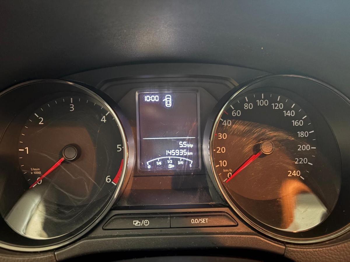 volkswagen-polo-2015-diesel-1422cc