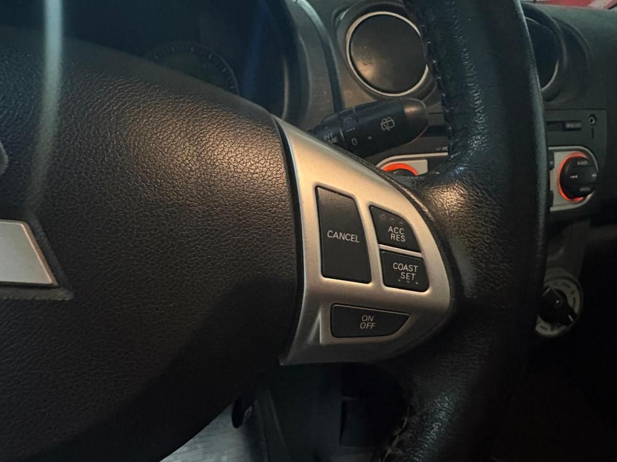 mitsubishi-colt-2013-gasolina-1332cc