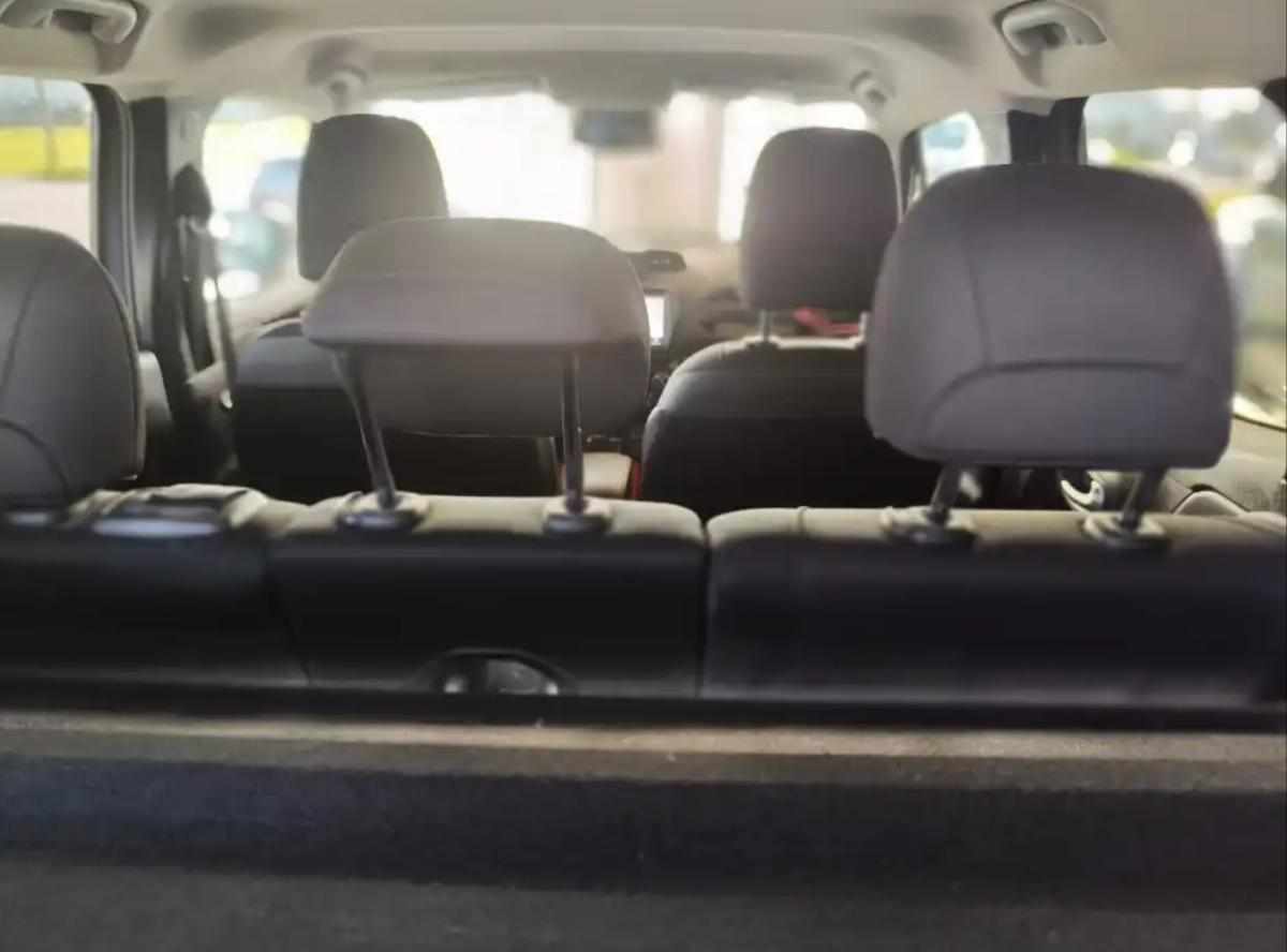 jeep-renegade-4xe-240-2022-gasolina-1332cc