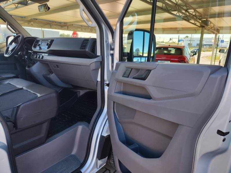 volkswagen-crafter-2-0-tdi-4motion-2021-diesel-1968cc