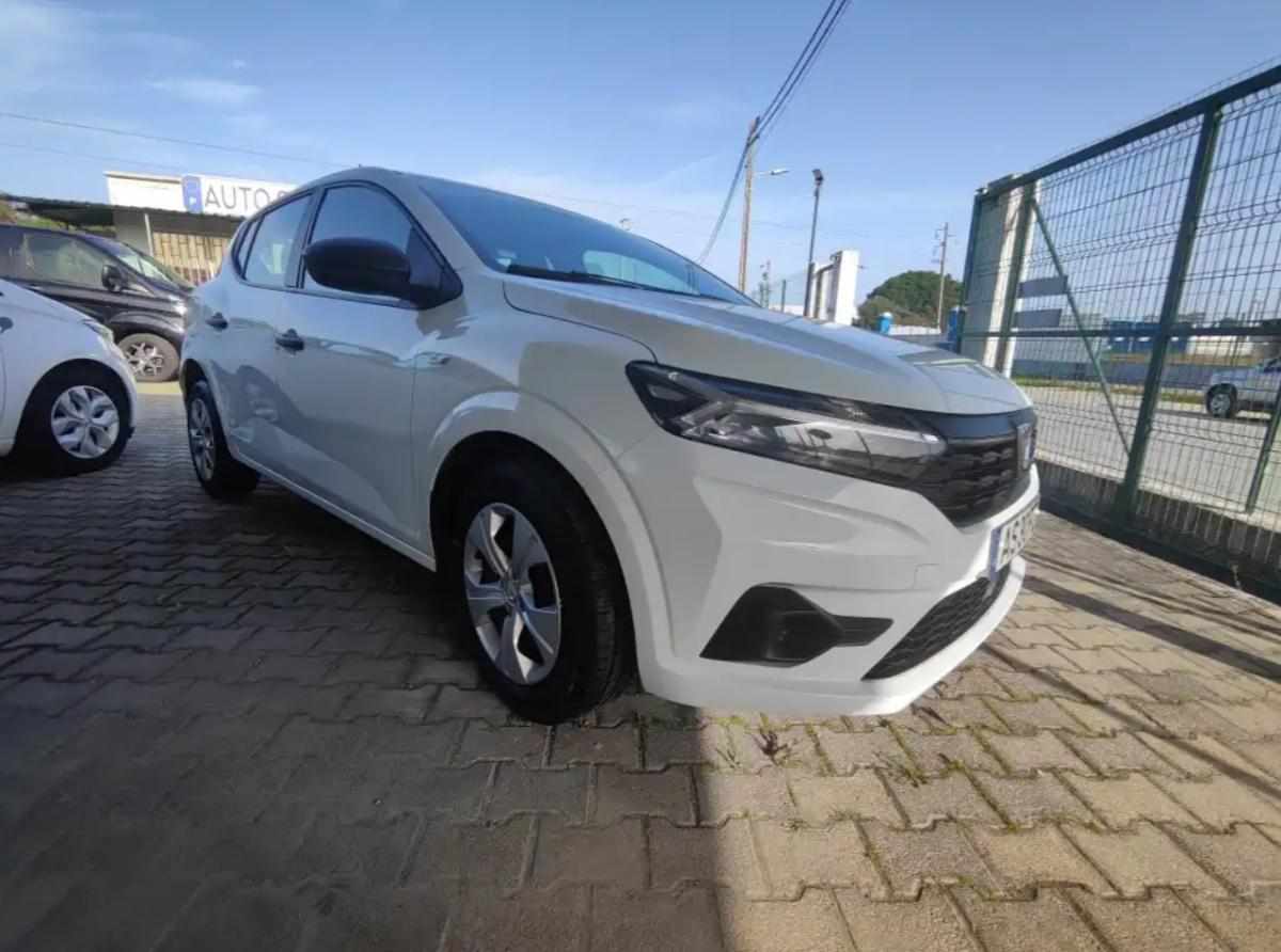 dacia-sandero-1-0-sce-2022-gasolina-999cc