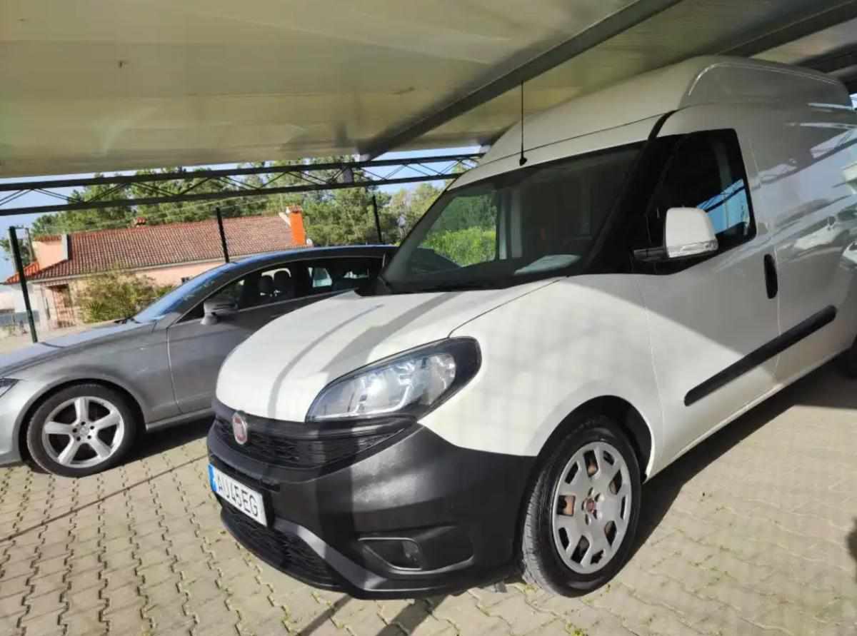 fiat-doblo-1-6-120cv-2022-diesel-1598cc