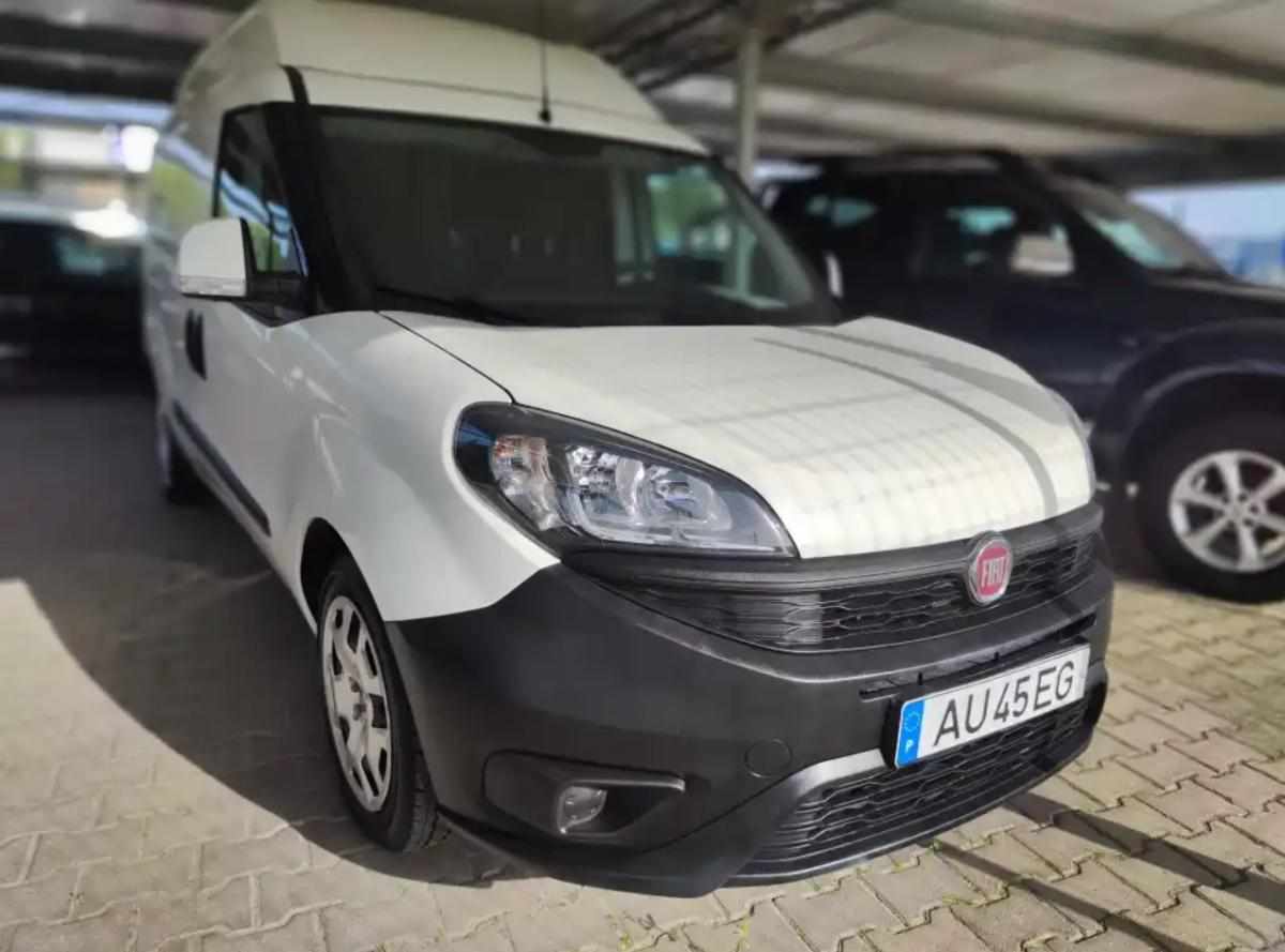 fiat-doblo-1-6-120cv-2022-diesel-1598cc