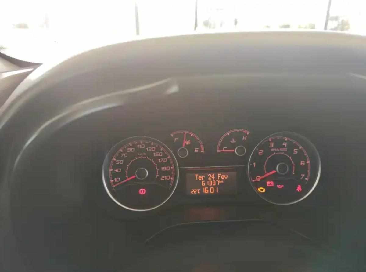 fiat-doblo-1-6-120cv-2022-diesel-1598cc