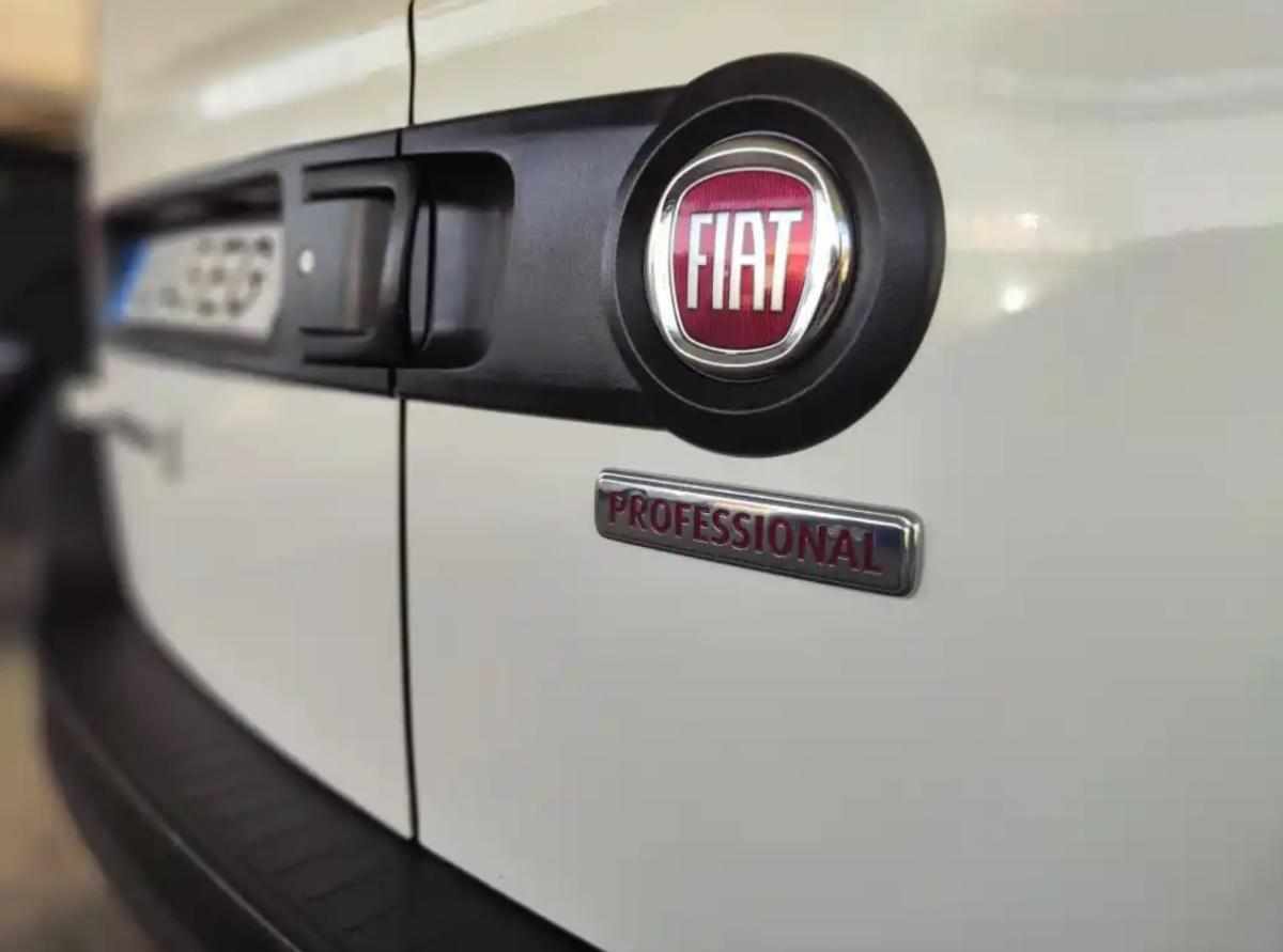 fiat-doblo-1-6-120cv-2022-diesel-1598cc