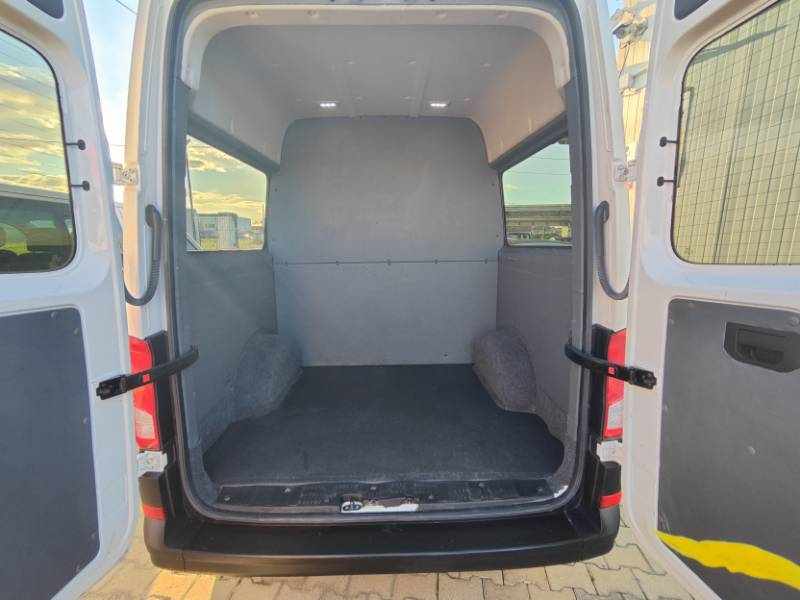 volkswagen-crafter-2-0-tdi-4motion-2021-diesel-1968cc