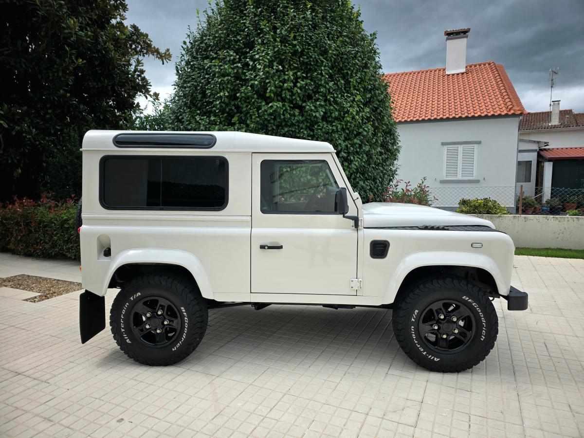 land-rover-defender-2-4-td4-awd-2008-diesel-2402cc