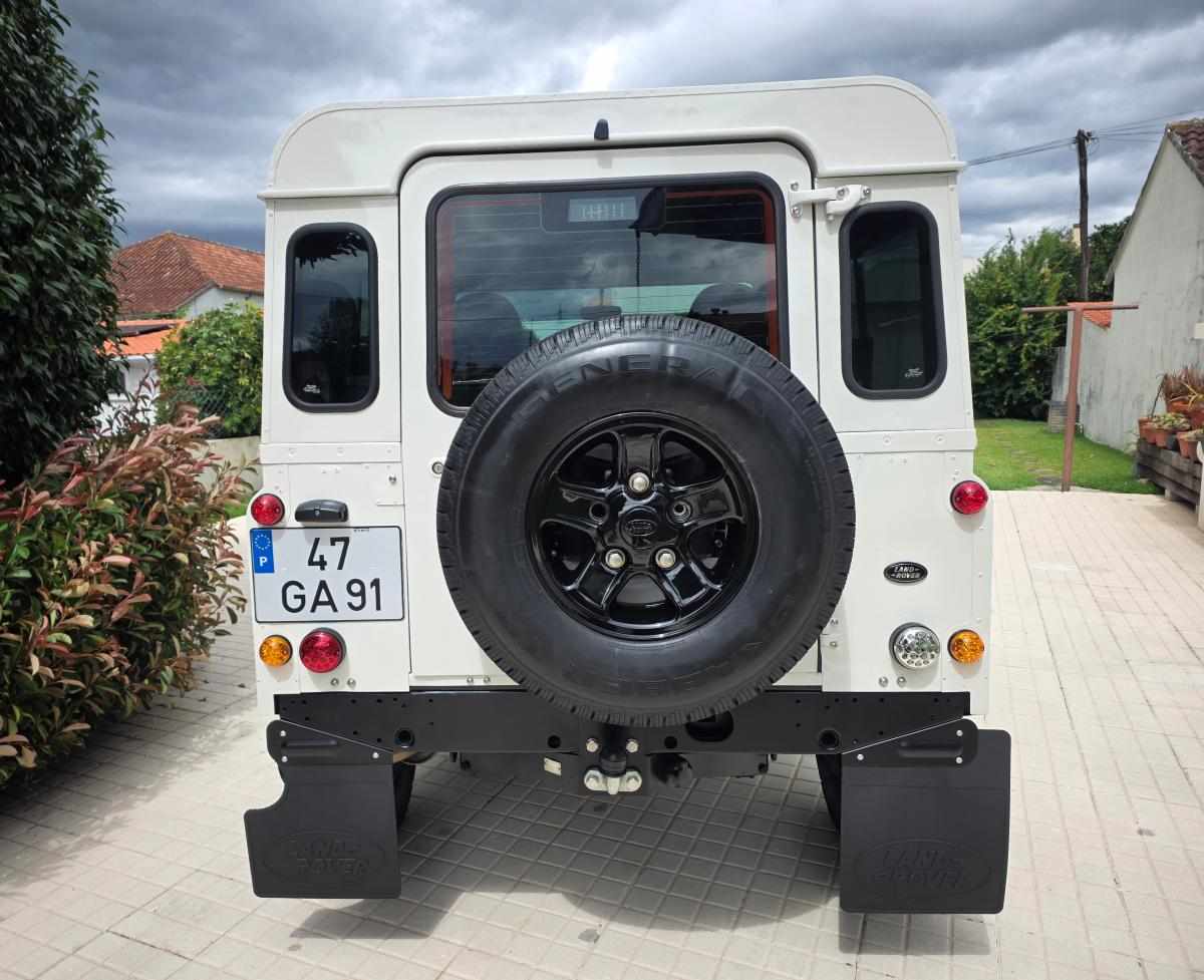land-rover-defender-2-4-td4-awd-2008-diesel-2402cc