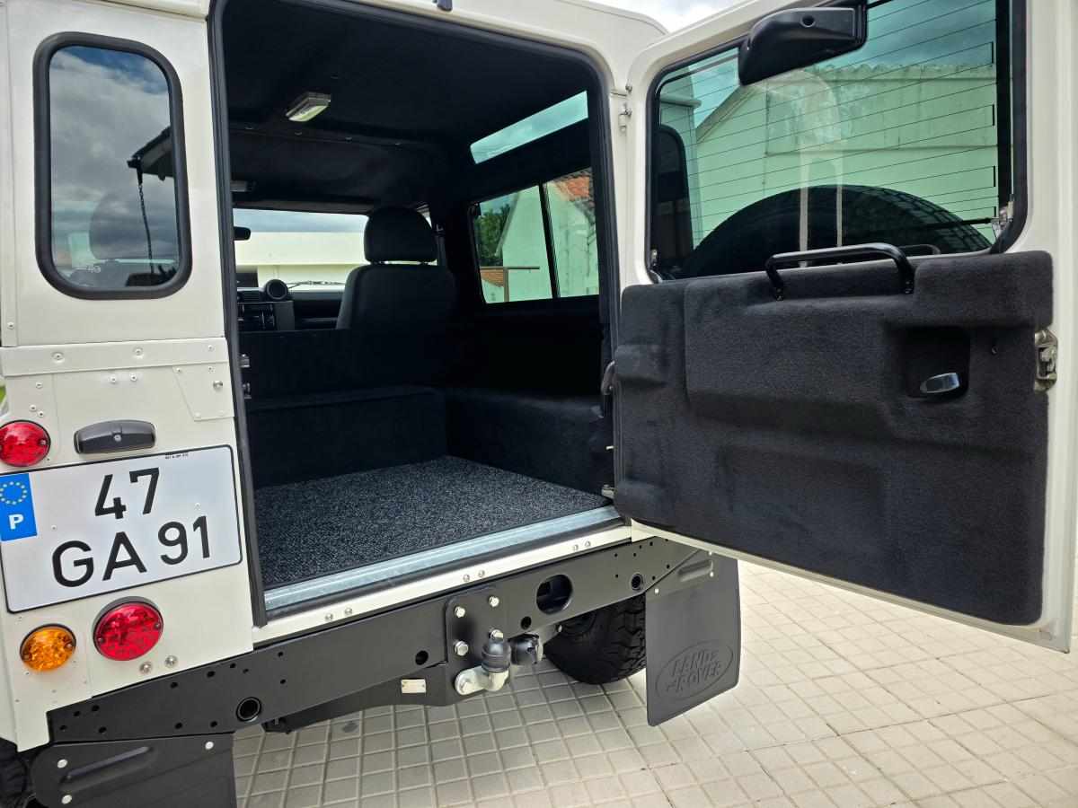land-rover-defender-2-4-td4-awd-2008-diesel-2402cc
