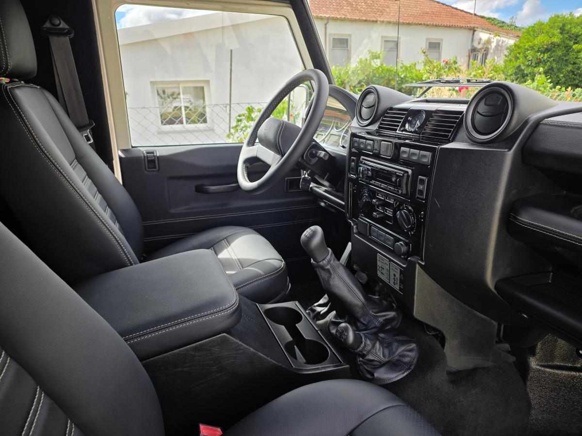 land-rover-defender-2-4-td4-awd-2008-diesel-2402cc