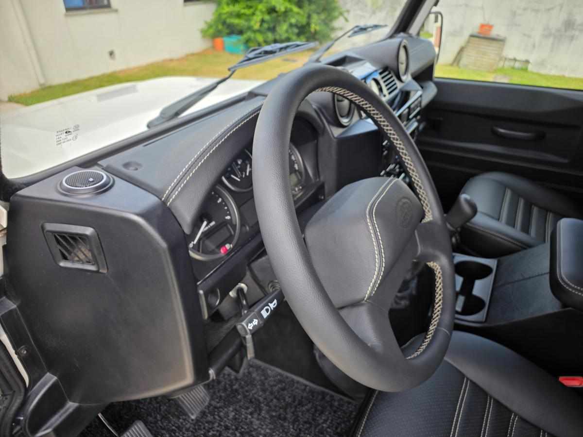 land-rover-defender-2-4-td4-awd-2008-diesel-2402cc
