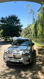 volvo-c40-recharge-pure-electric-2022-eletrico
