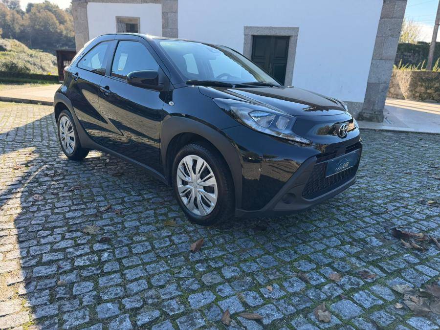 toyota-aygo-x-2023-gasolina-998cc