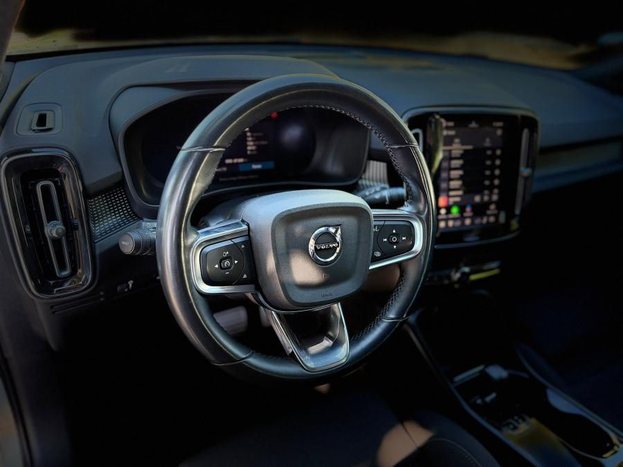 volvo-xc40-2022-eletrico-0cc