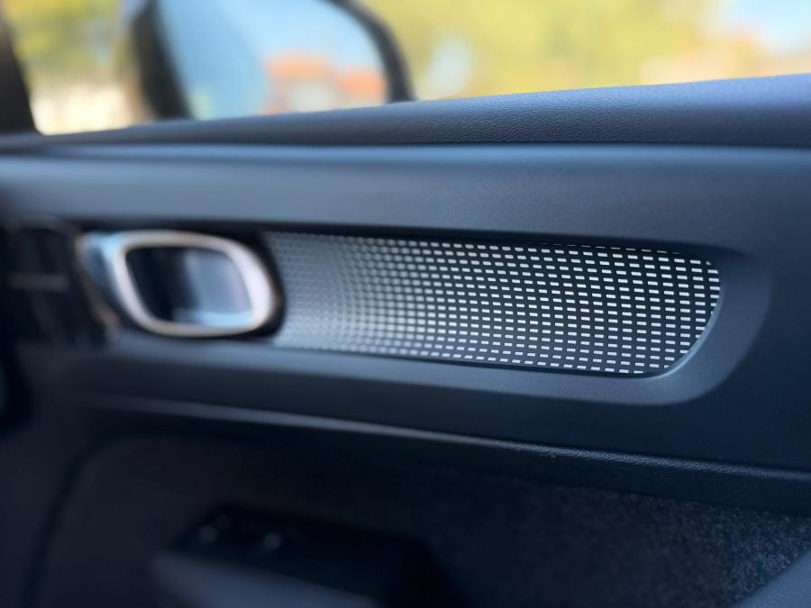 volvo-xc40-2022-eletrico-0cc