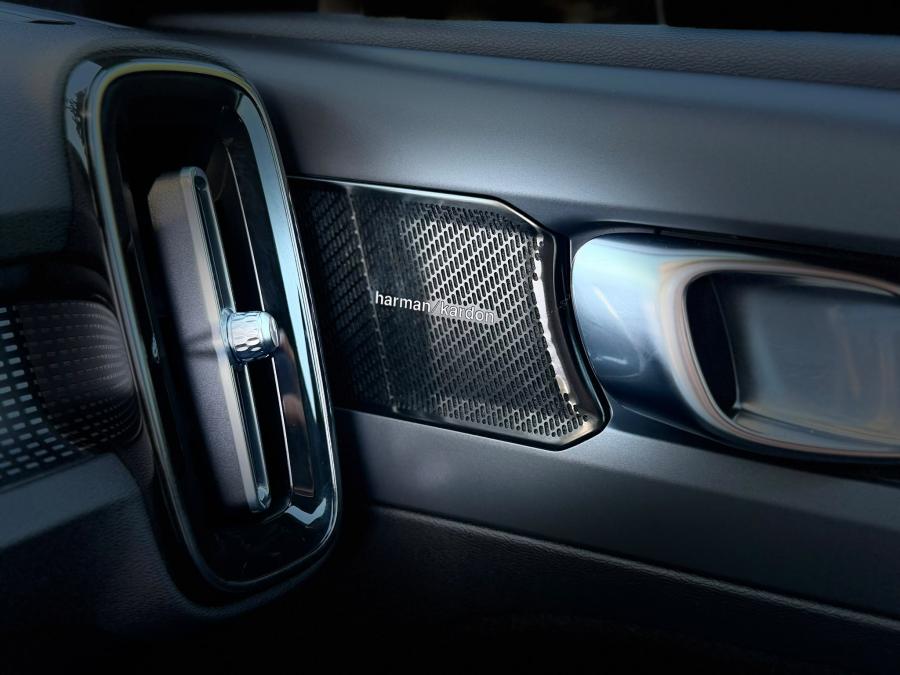 volvo-xc40-2022-eletrico-0cc