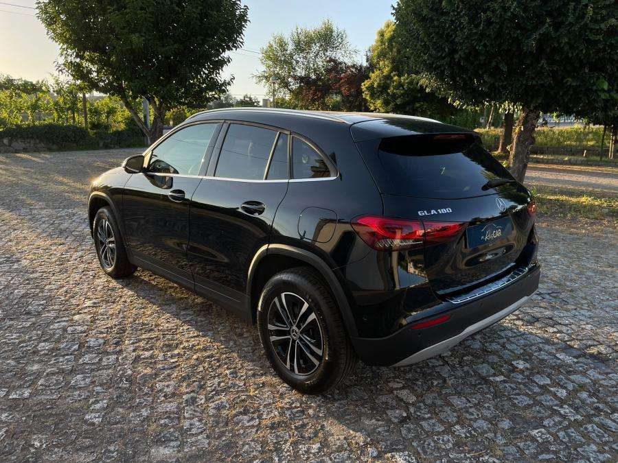 mercedes-benz-gla-2023-gasolina-1332cc