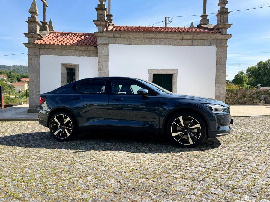 polestar-2-2020-eletrico-0cc