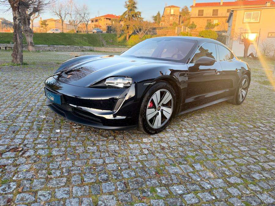 porsche-taycan-2020-eletrico-0cc
