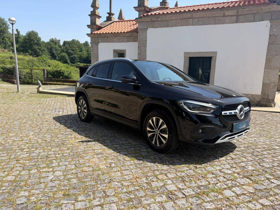 mercedes-benz-gla-2022-hibrido-a-gasolina-1332cc