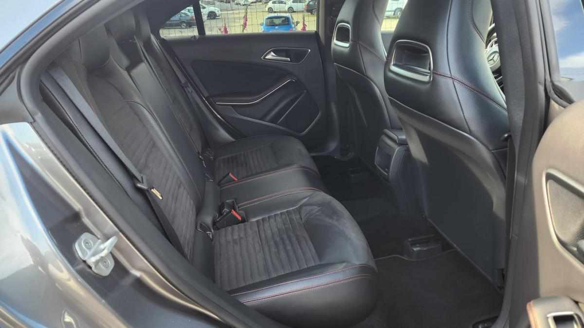 mercedes-benz-cla-200-cdi-2015-diesel-2143cc