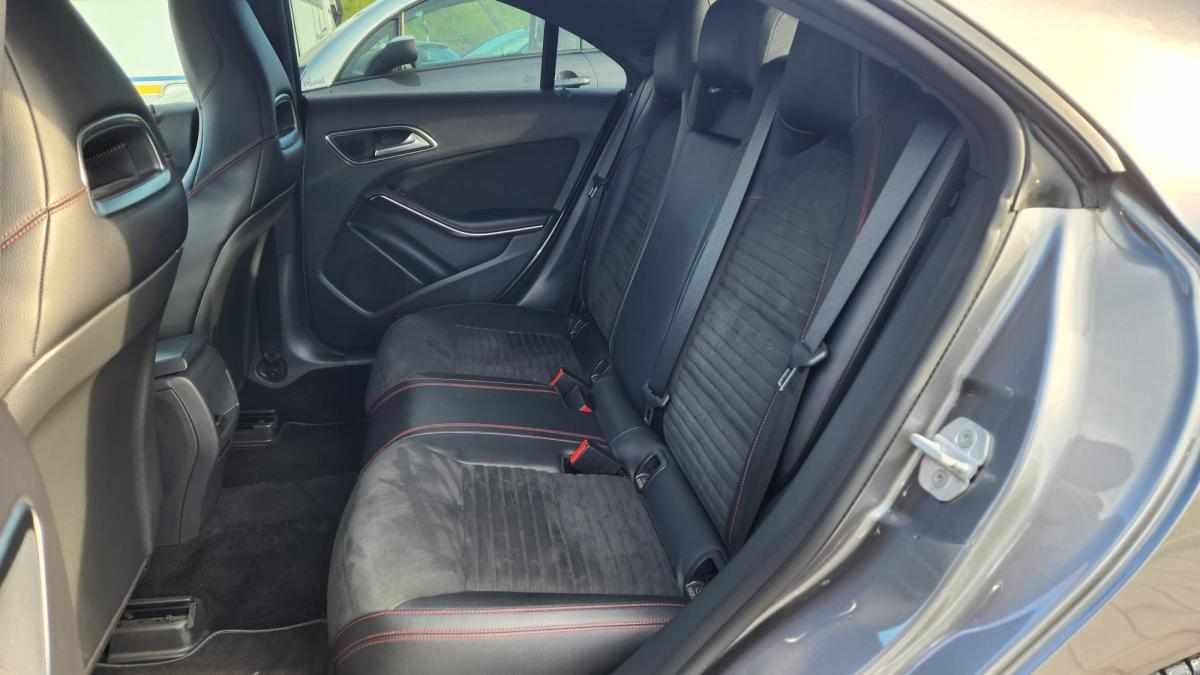 mercedes-benz-cla-200-cdi-2015-diesel-2143cc