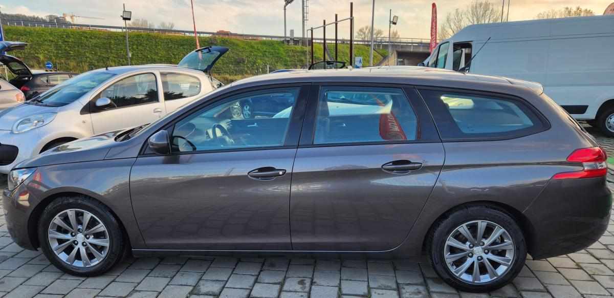 peugeot-308-1-6-hdi-fap-2014-diesel-1560cc