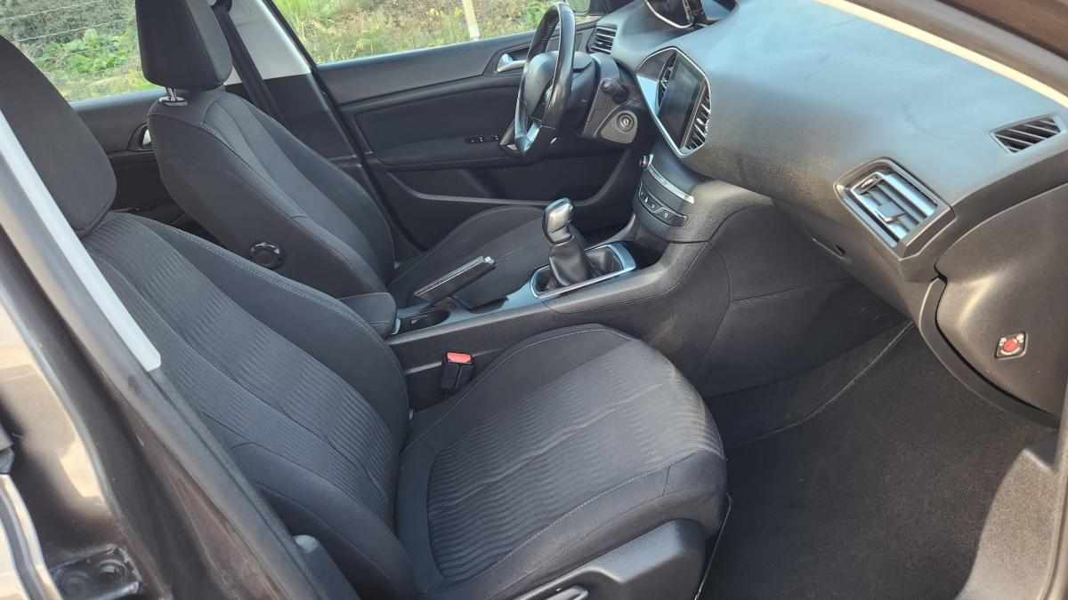 peugeot-308-1-6-hdi-fap-2014-diesel-1560cc