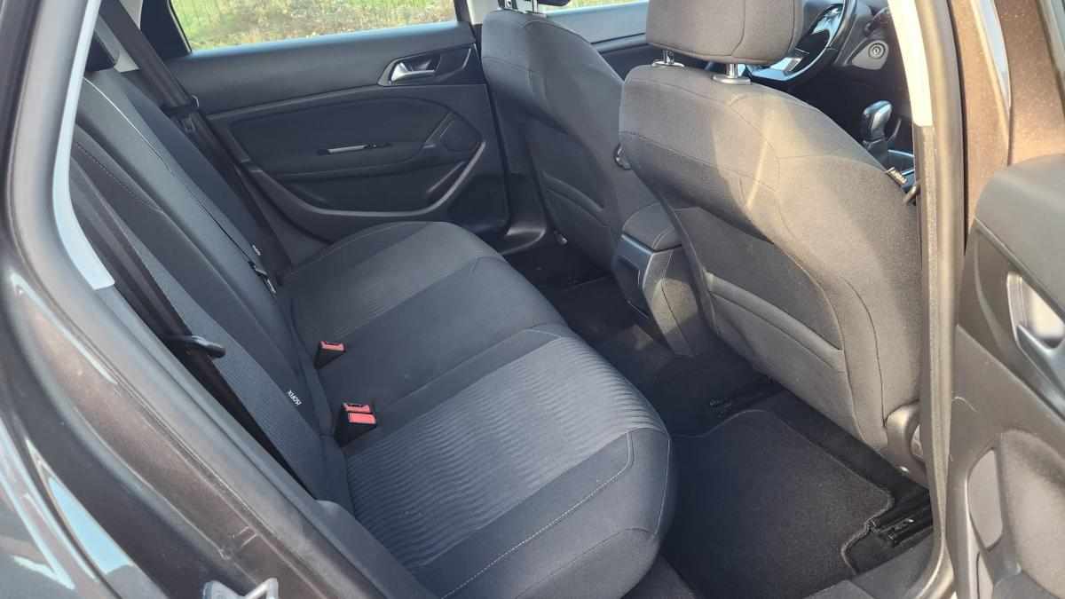 peugeot-308-1-6-hdi-fap-2014-diesel-1560cc