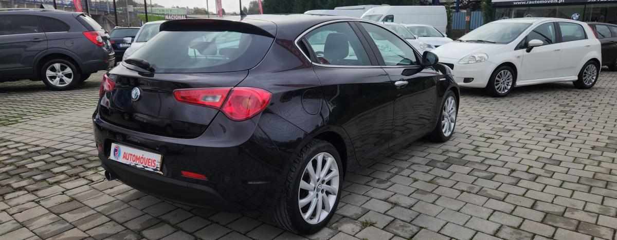 alfa-romeo-giulietta-1-6-jtdm-16v-2013-diesel-1598cc