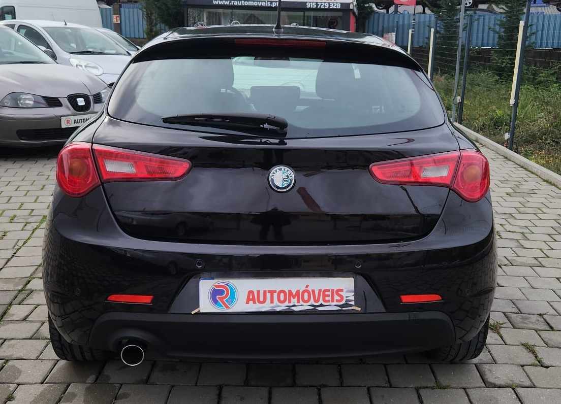 alfa-romeo-giulietta-1-6-jtdm-16v-2013-diesel-1598cc