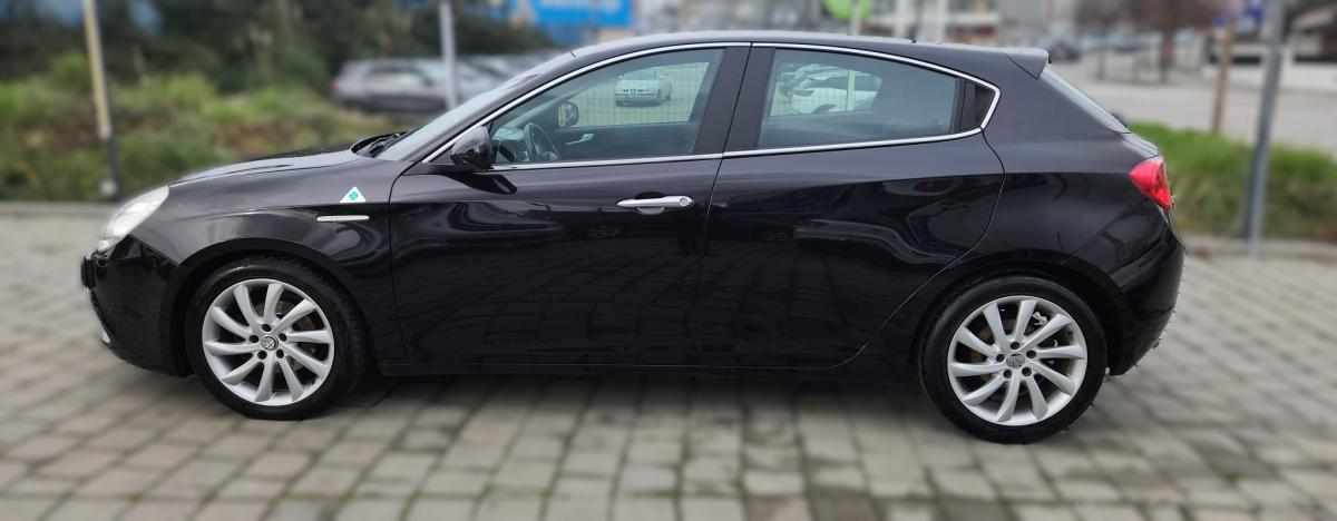 alfa-romeo-giulietta-1-6-jtdm-16v-2013-diesel-1598cc