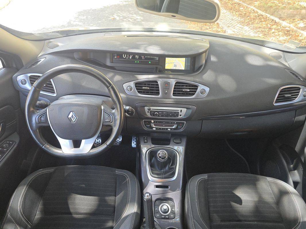 renault-scenic-2014-gasolina-1197cc