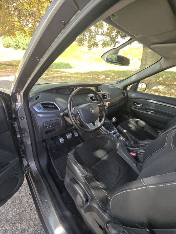 renault-scenic-2014-gasolina-1197cc
