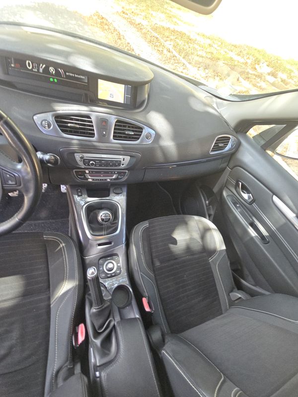 renault-scenic-2014-gasolina-1197cc