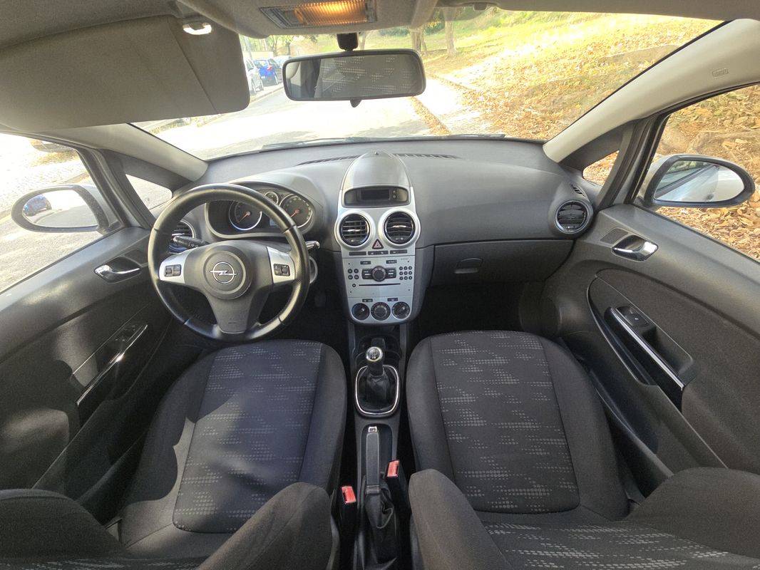 opel-corsa-2011-diesel-1248cc