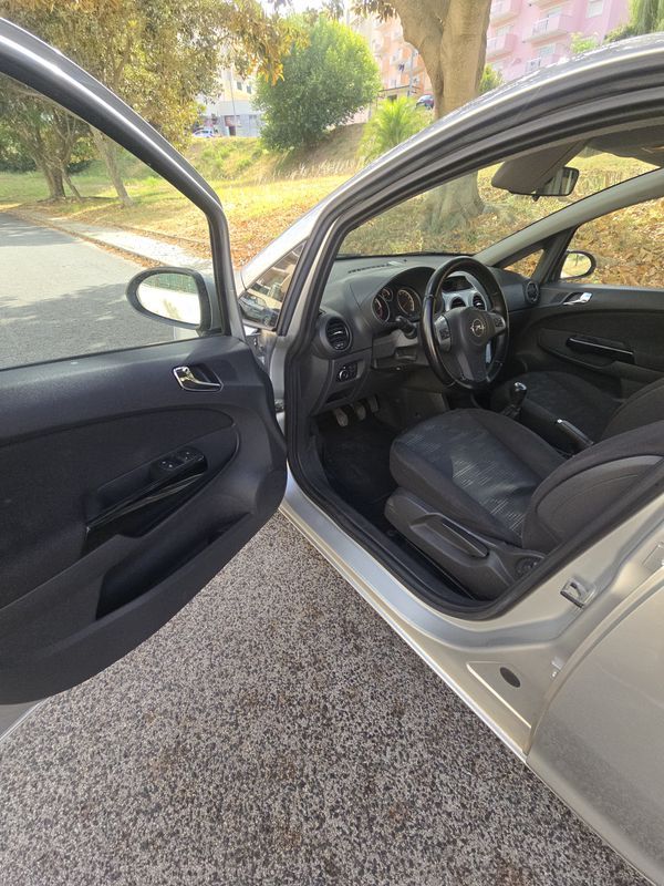 opel-corsa-2011-diesel-1248cc