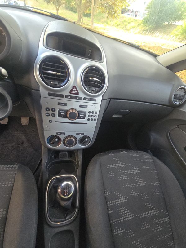 opel-corsa-2011-diesel-1248cc