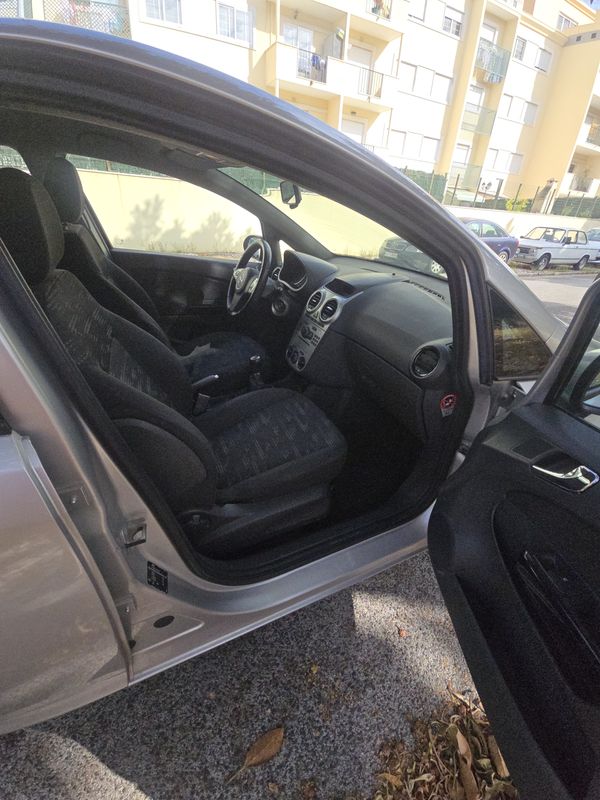 opel-corsa-2011-diesel-1248cc