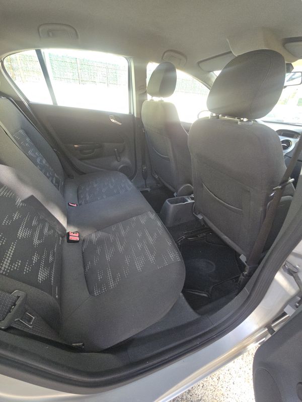 opel-corsa-2011-diesel-1248cc