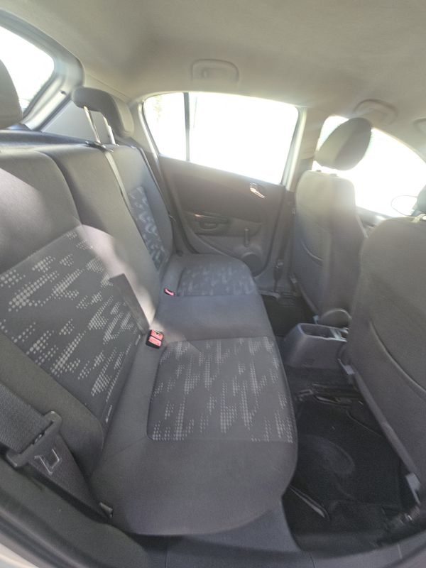 opel-corsa-2011-diesel-1248cc